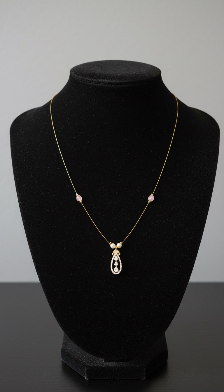 LUCKY CHARM NECKLACE