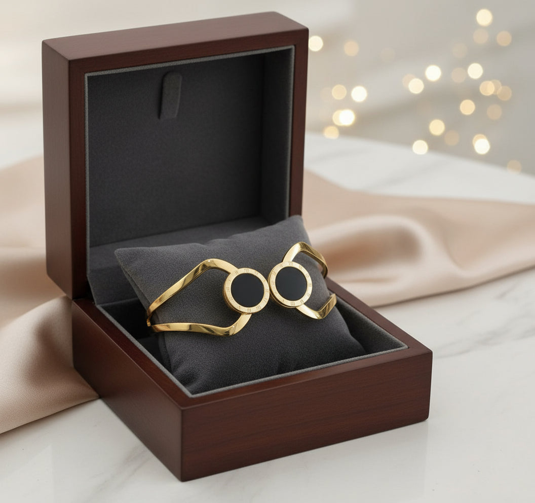 ROUND OPEN CUFF CLASSIC ROMAN NUMERICAL BRACELET |ANTI TARNISHED